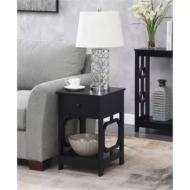 Tavolino comodino a un cassetto con design laterale ottagonale, due ripiani e cassetto estraibile, tavolino d'appoggio elegante per riporre oggetti in camera da letto
