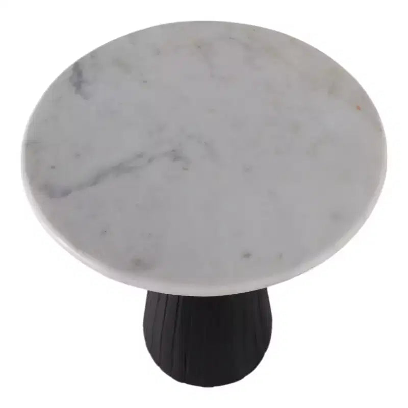 Tavolino rotondo senza tempo con piano in marmo e base a colonna scanalata, tavolino d'appoggio piccolo e compatto per la casa, il patio coperto o il soggiorno
