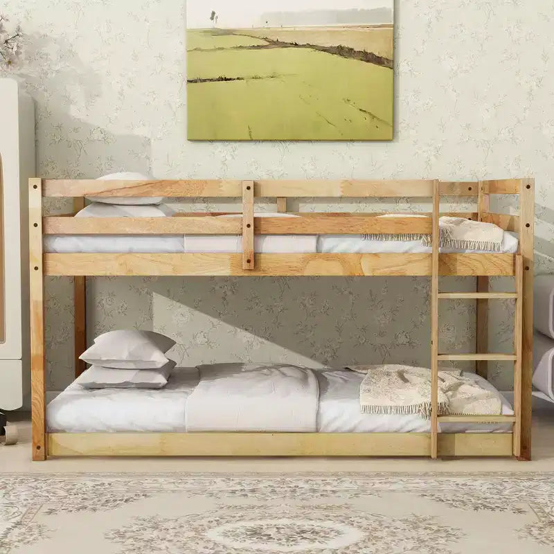 Letto a castello a pavimento 77,3IN per due materassi singoli con scaletta, letto singolo con ringhiera e doghe rinforzate, struttura letto per camera dei bambini, sala giochi, naturale