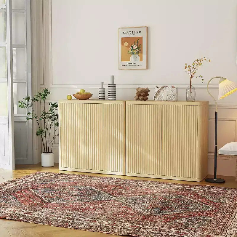 Credenza in legno da 34,6 pollici con 2 ante scanalate e ripiani regolabili, mobiletto indipendente per zona caffè per sala da pranzo e soggiorno