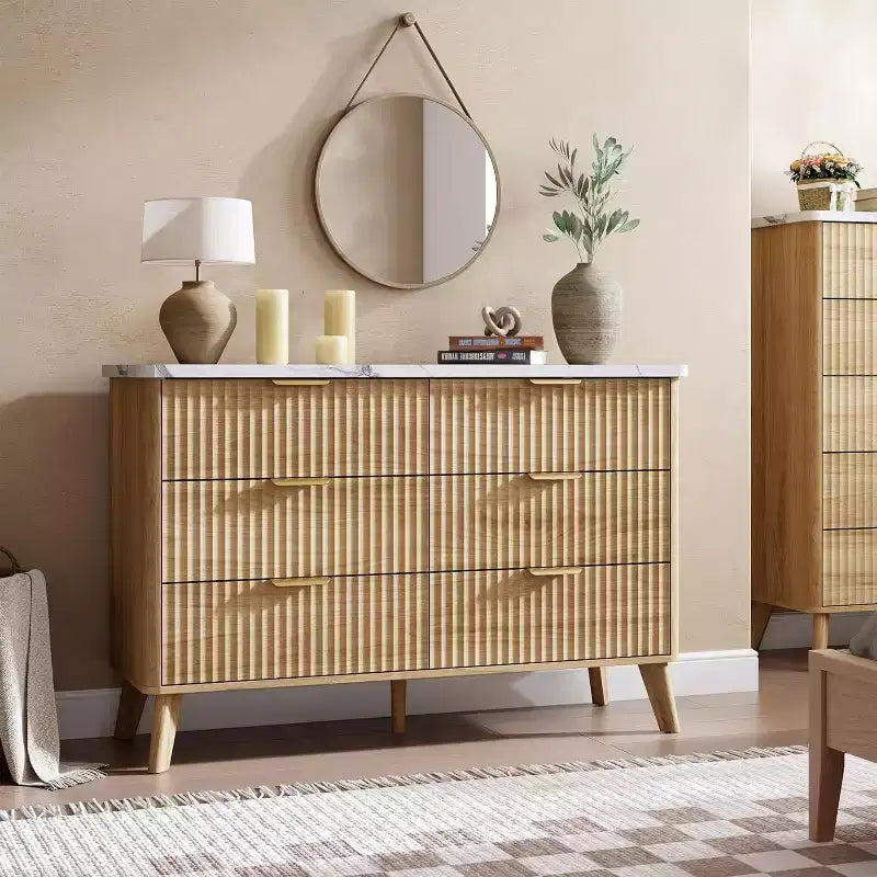 Cassettiera scanalata con 6 cassetti, comò moderno in legno con design curvo per la camera da letto