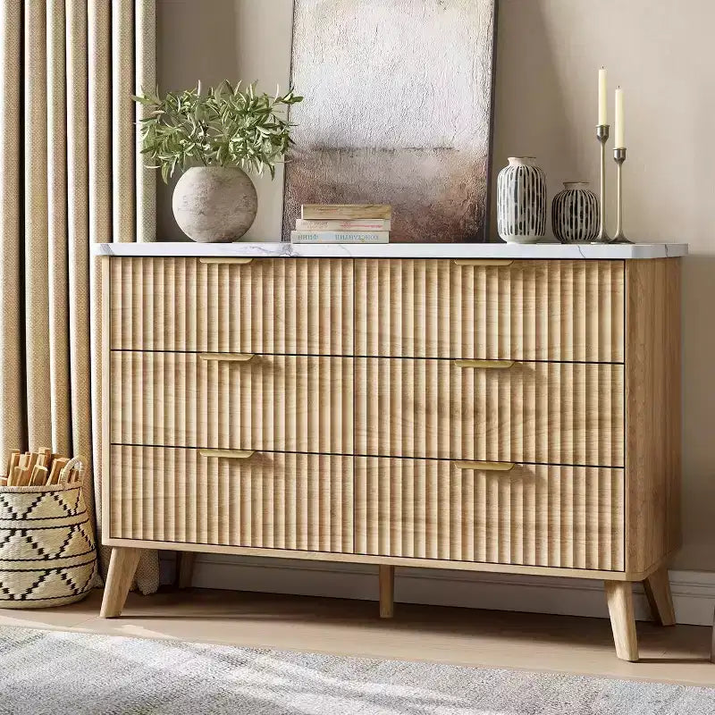Cassettiera scanalata con 6 cassetti, comò moderno in legno con design curvo per la camera da letto