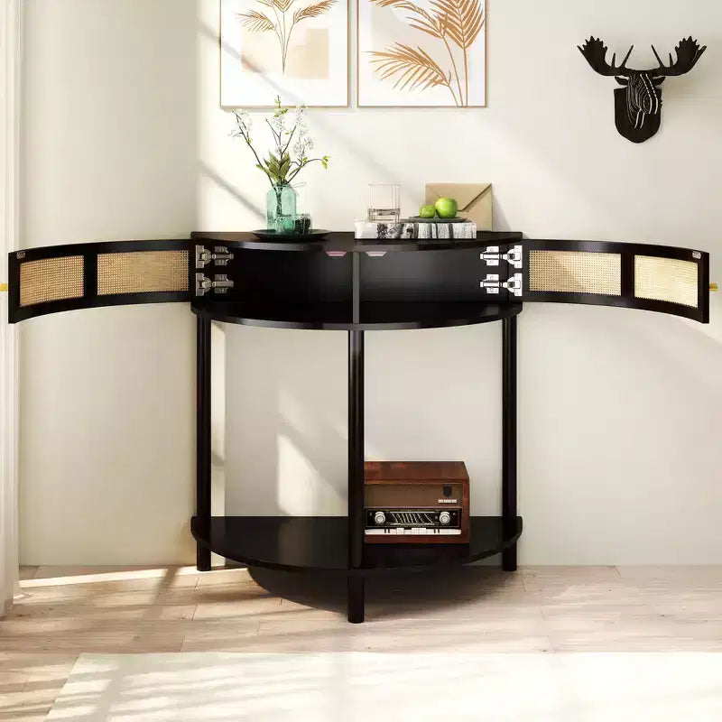 Elegante Tavolino Terminale Semicircolare con 2 Armadietti in Rattan e Ripiano Inferiore per Soggiorno, Camera da Letto, Corridoio