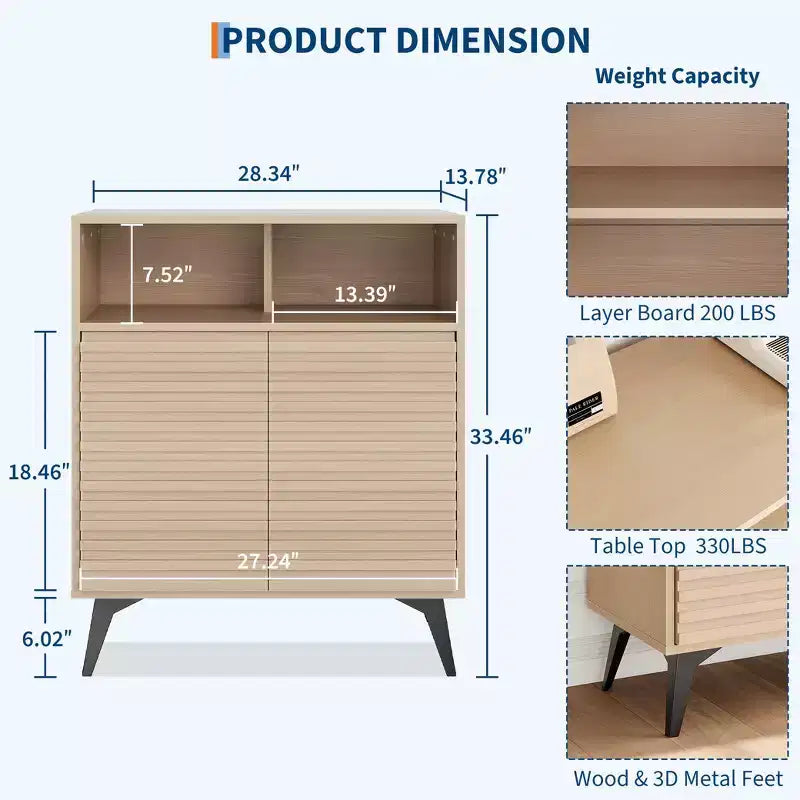 Mensole regolabili, Cucina, Ingresso, Credenza buffet con ante scanalate e spazio di archiviazione.